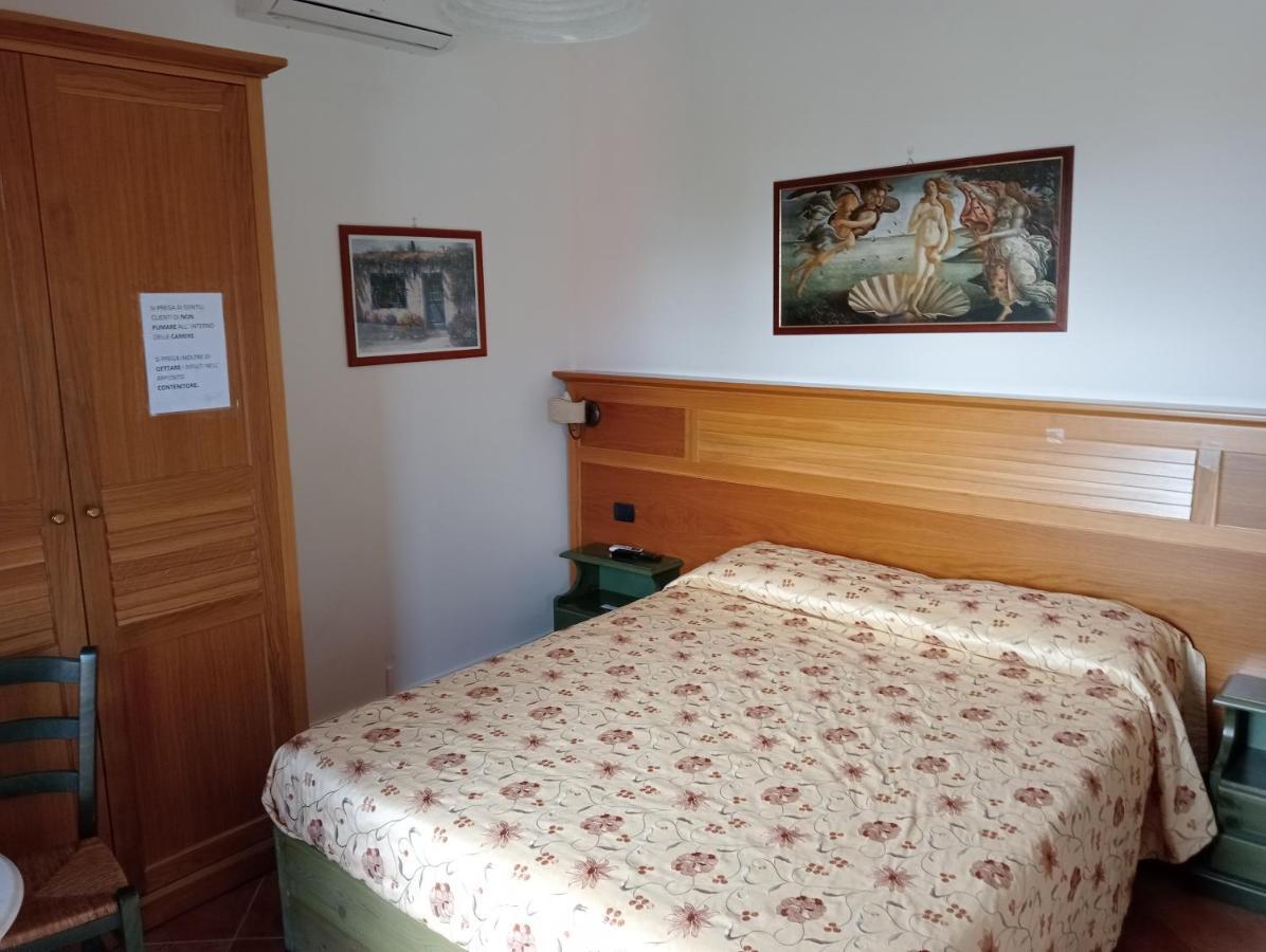 Hotel Sottovento Sant'Egidio del Monte Albino Eksteriør billede