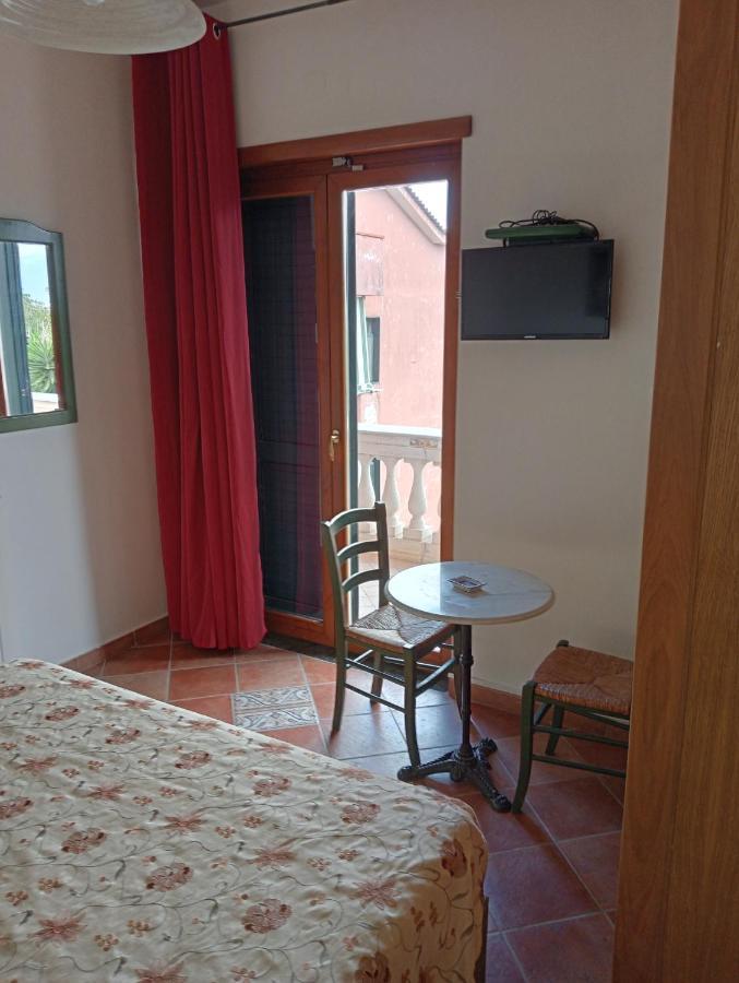 Hotel Sottovento Sant'Egidio del Monte Albino Eksteriør billede