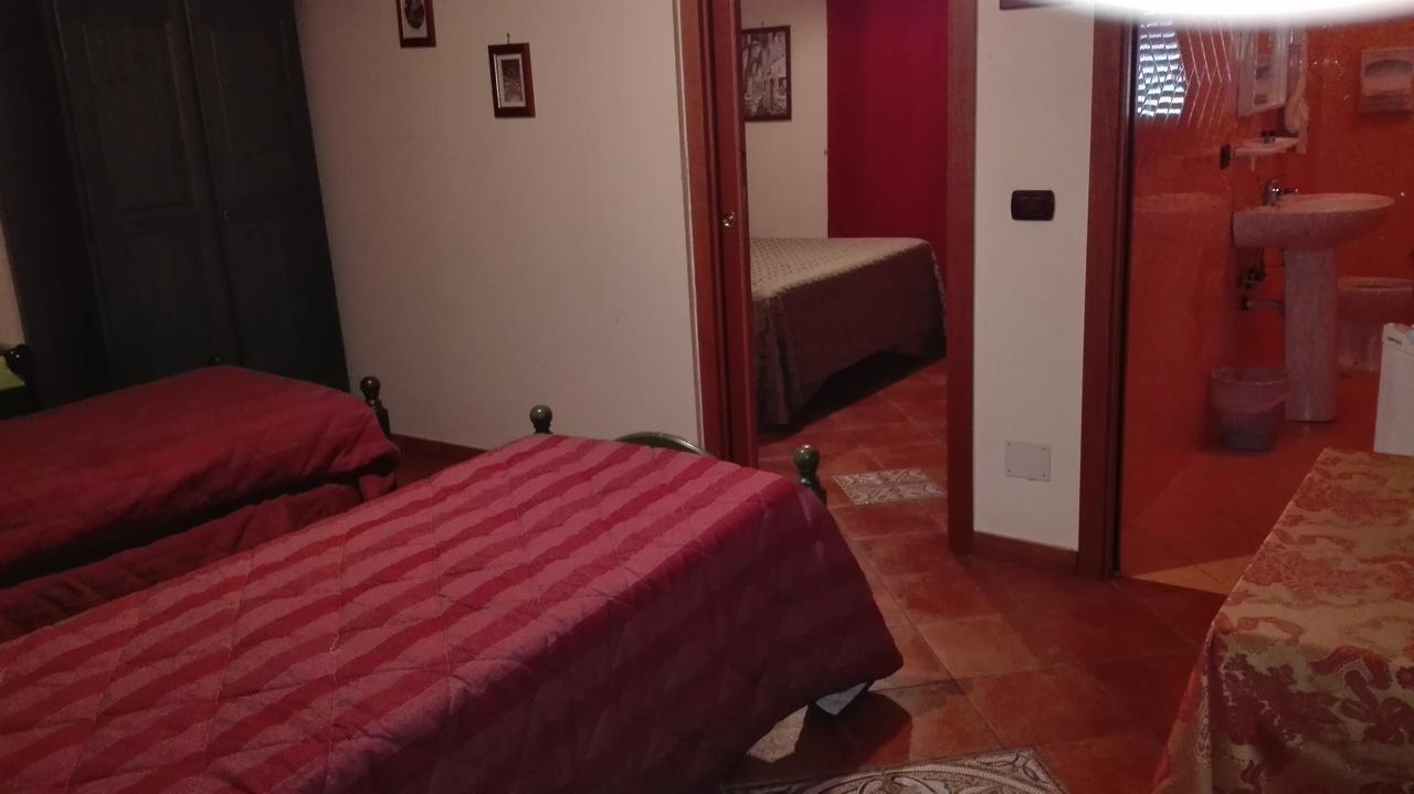 Hotel Sottovento Sant'Egidio del Monte Albino Eksteriør billede