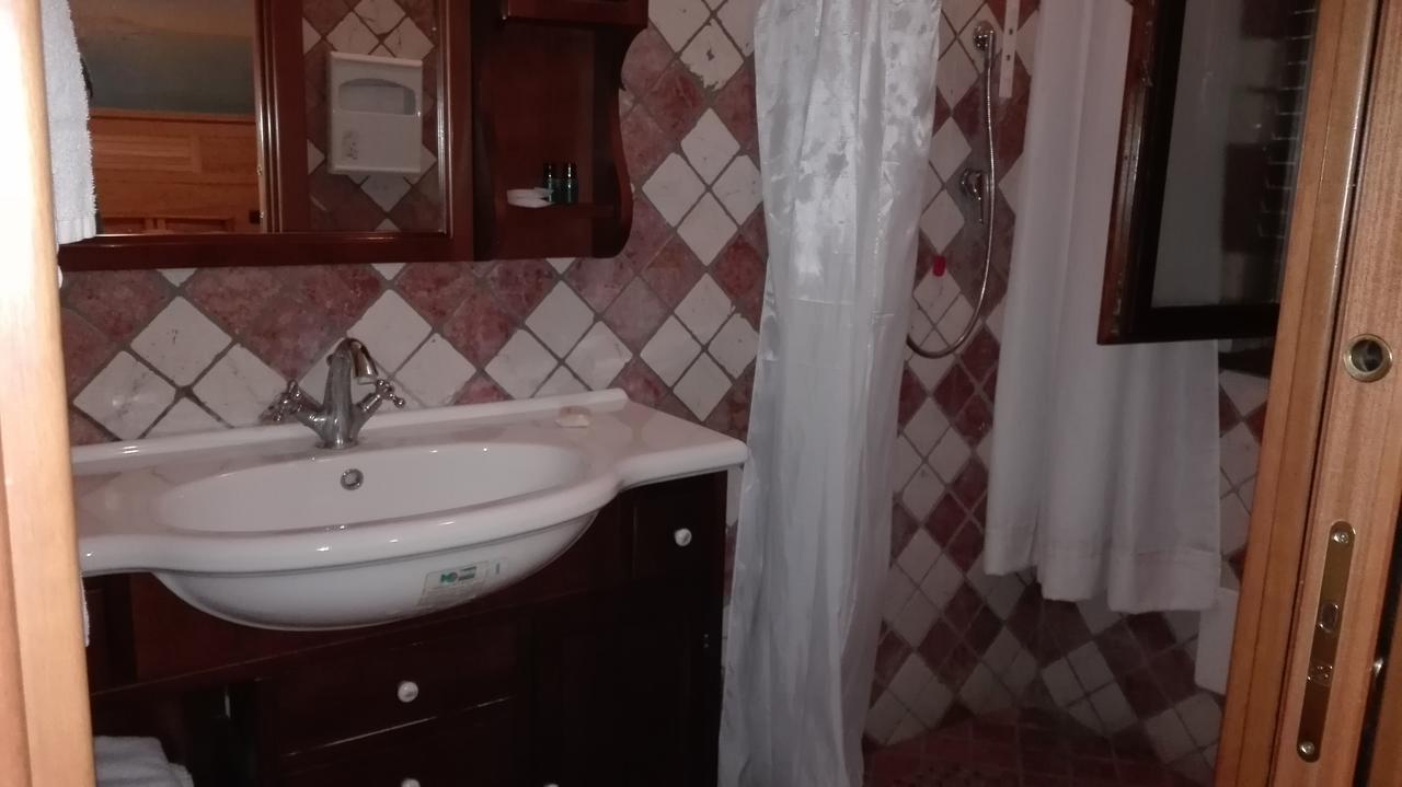 Hotel Sottovento Sant'Egidio del Monte Albino Eksteriør billede